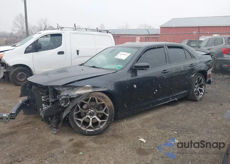 2016 Chrysler 300 300S из США, поврежденный, VIN 2C3CCABT2GH167570